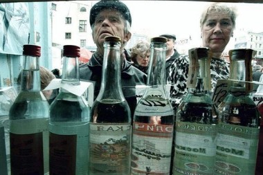 В ЕАЭС намерены привязать цены на алкоголь и табак к «единственной твердой валюте»