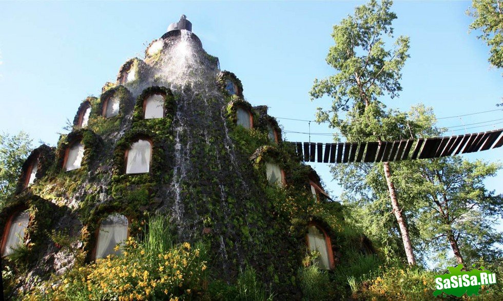   Magic Mountain Lodge  