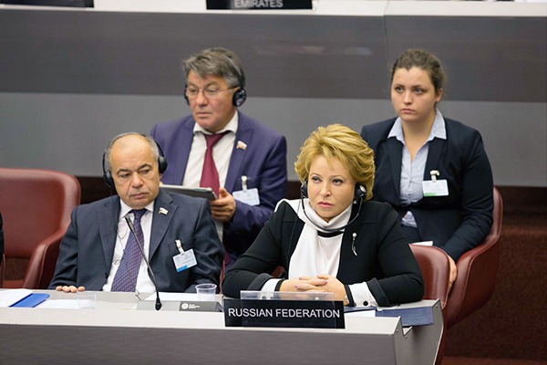 Две трети парламентариев мира против антироссийских санкций
