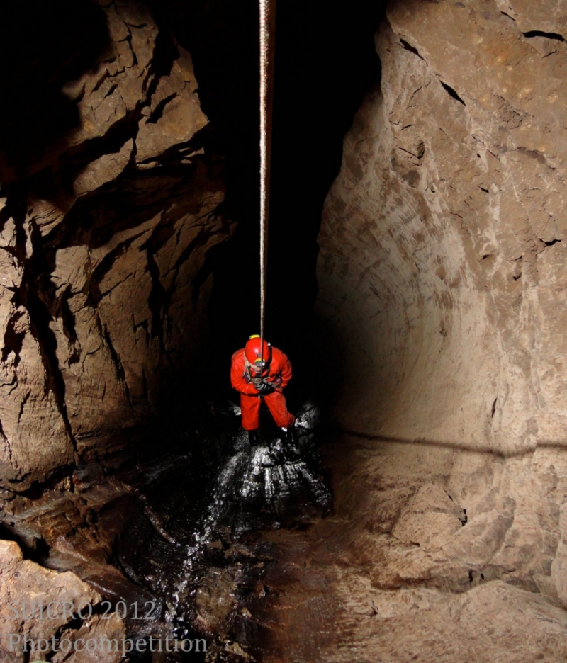 Corvo Cave - a caverna mais profunda do mundo Corvo Cave, Abkhazia, no mundo, caverna