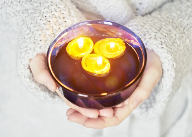 Свечи в ореховой скорлупке