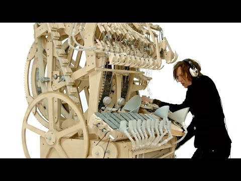 Музыкальная машина. Музыкальная машина.