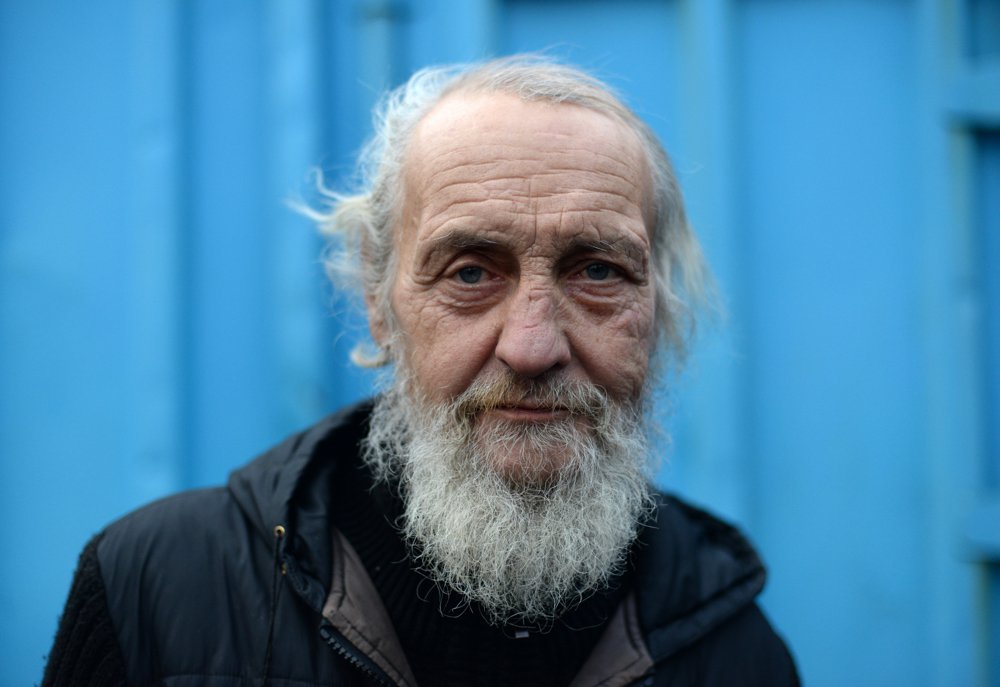 Питерские бездомные до и после стрижки Питерские бездомные до и после стрижки