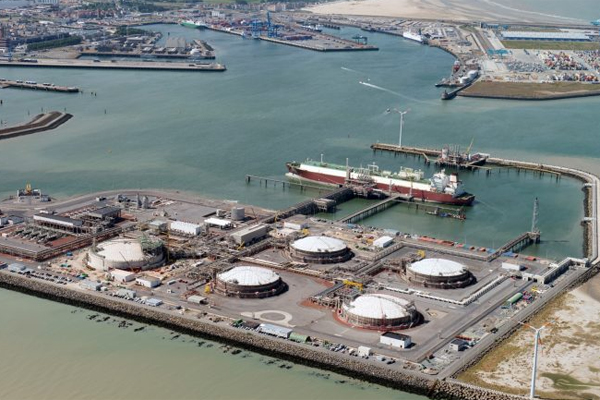 СПГ-рынок может обрушиться по той же причине, что и нефтяной