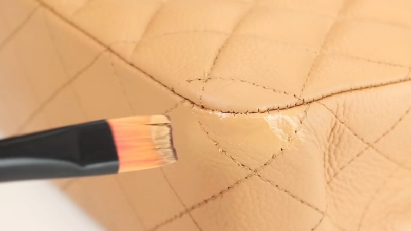 Реставрация дорогой винтажной сумочки