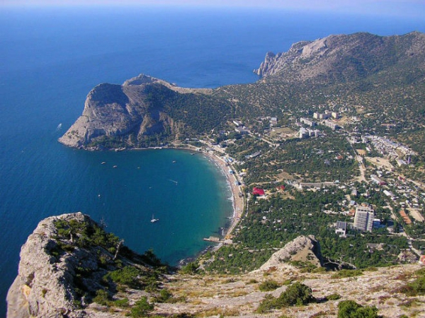 В Крыму выставят на продажу 11 объектов госсобственности В Крыму выставят на продажу 11 объектов госсобственности