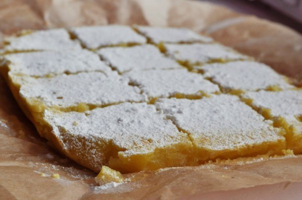 Lemon bars/  .