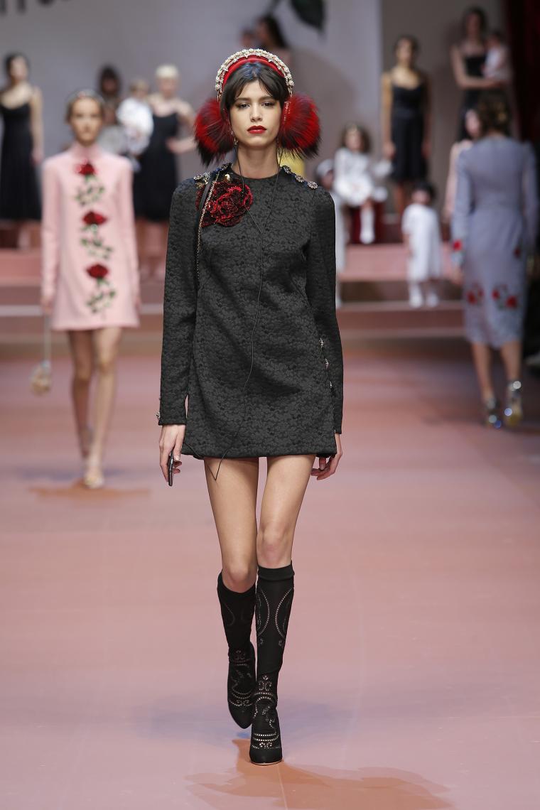 Dolce & Gabbana Осень-Зима 2015-2016. Нет слов, это просто надо видеть... Dolce & Gabbana Осень-Зима 2015-2016. Нет слов, это просто надо видеть...