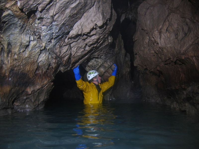 Corvo Cave - a caverna mais profunda do mundo Corvo Cave, Abkhazia, no mundo, caverna