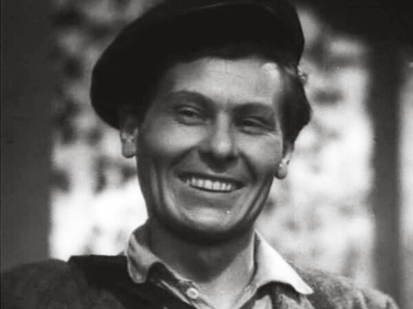 кадр из фильма «Большая жизнь», 1939 год