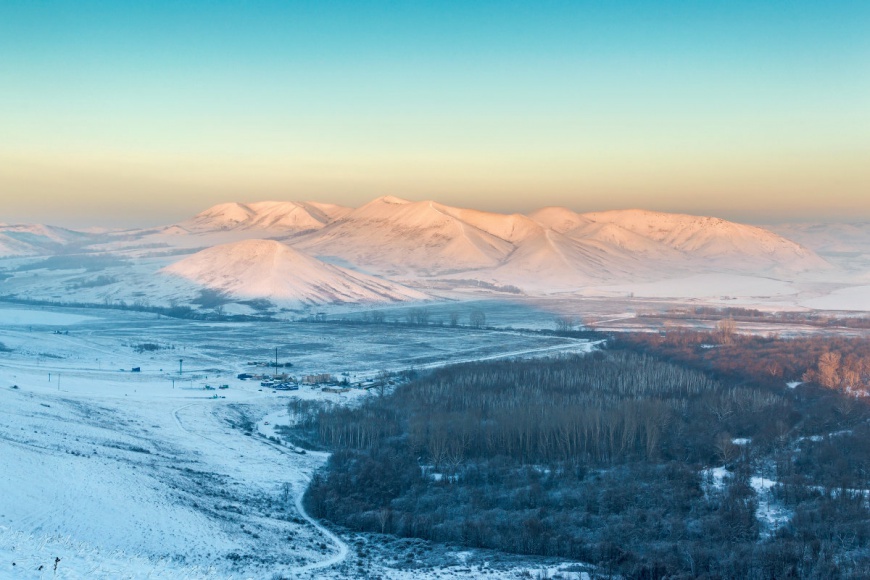 Природный градиент зимнего пейзажа. Фотограф Александр Кислицын