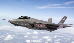 Истребитель-бомбардировщик Lockheed F-35 Истребитель-бомбардировщик Lockheed F-35 Lightning II (США)