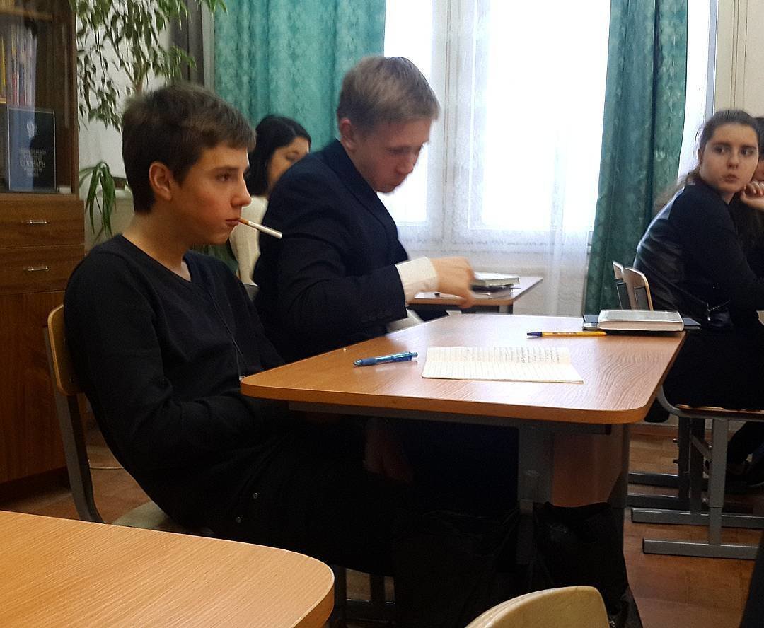 Не ПТУ, а колледж: сумасшествие в средне-специальных учебных заведениях Не ПТУ, а колледж: сумасшествие в средне-специальных учебных заведениях