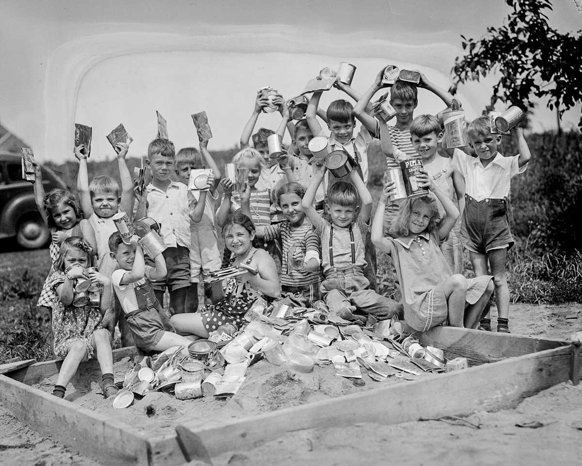 1942 год: как американцы собирали металлолом для военной промышленности