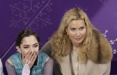 Тутберидзе: "Загитова тащила Медведеву на Олимпиаде"