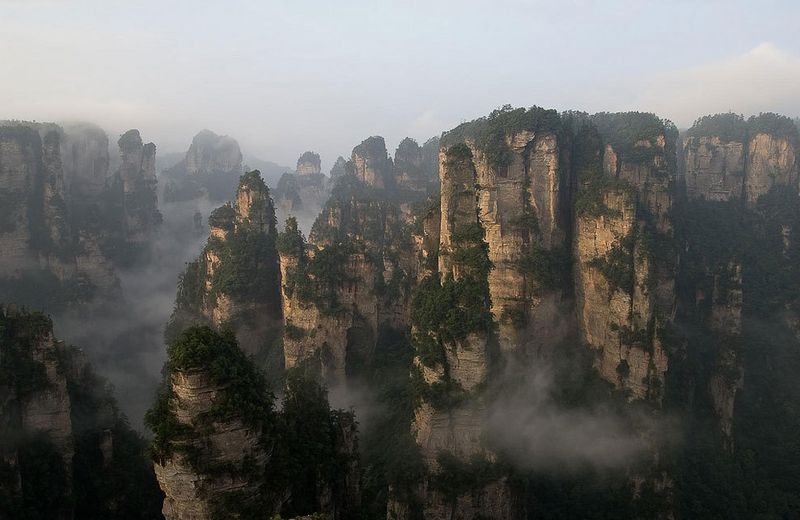 10 самых впечатляющих канатных дорог мира (46 фото)