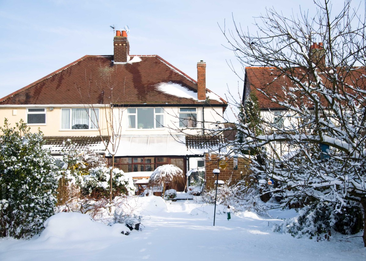 в цветах: Белый, Коричневый, Светло-серый, Серый, Черный. в .