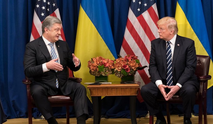 Трамп и Порошенко 20 минут мыли кости Путину Трамп и Порошенко 20 минут мыли кости Путину