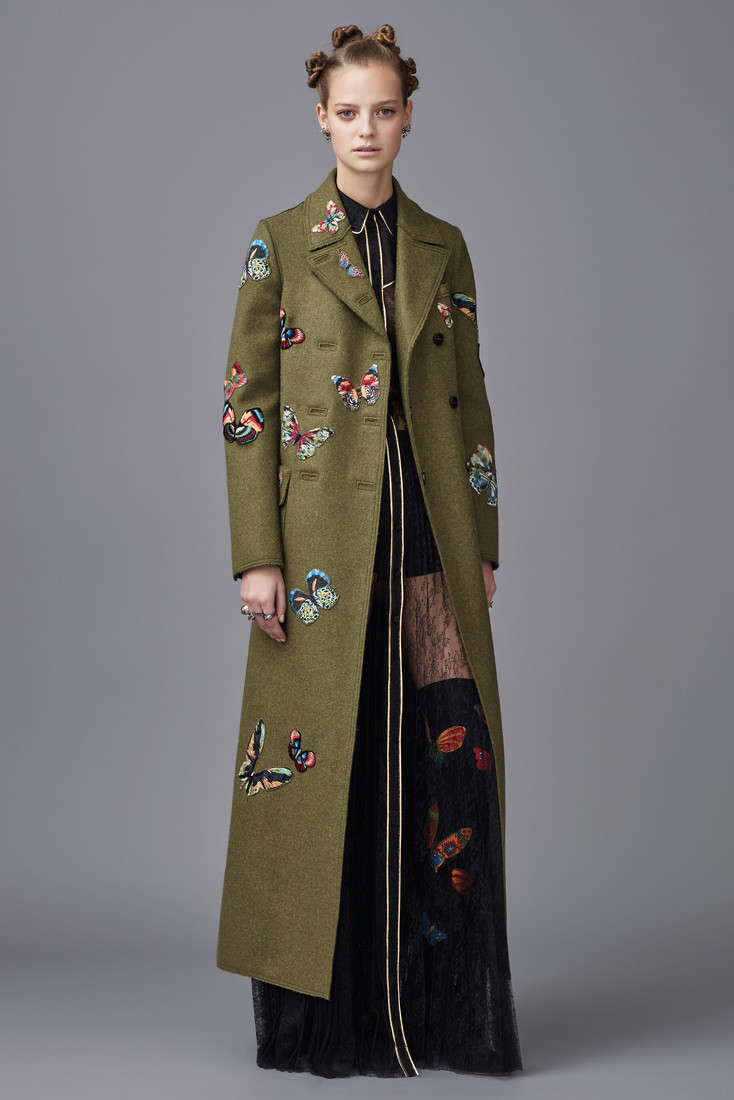 Восточная тема в коллекции итальянского дома Valentino Pre-Fall 2016