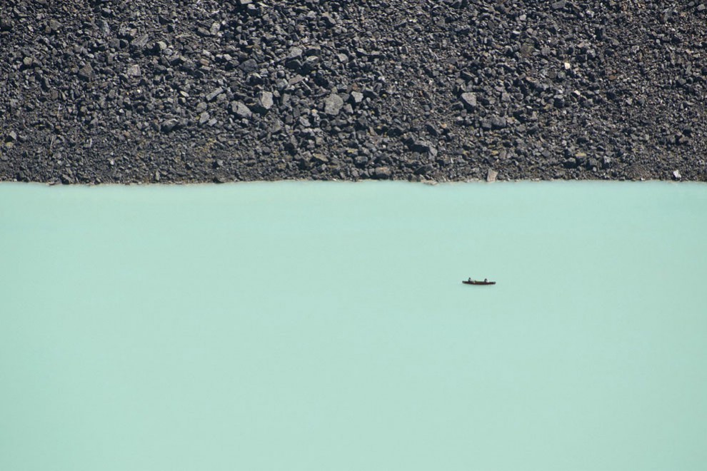 Ледниковое озеро в Национальном парке Банф в Канаде кадр, минимализм, фото