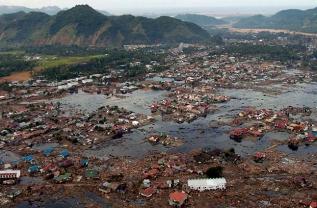 Побережье Индийского океана после цунами 2004 года