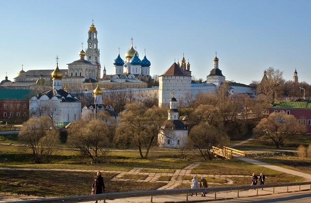 16 фото достопримечательностей Сергиева Посада, Россия