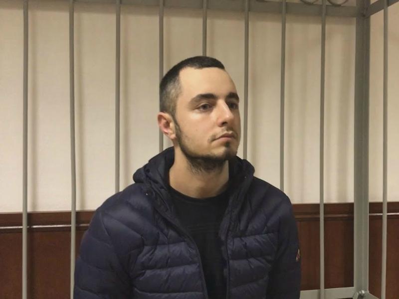 Садист, отрубивший жене руки, хороший отец? Садист, отрубивший жене руки, хороший отец?