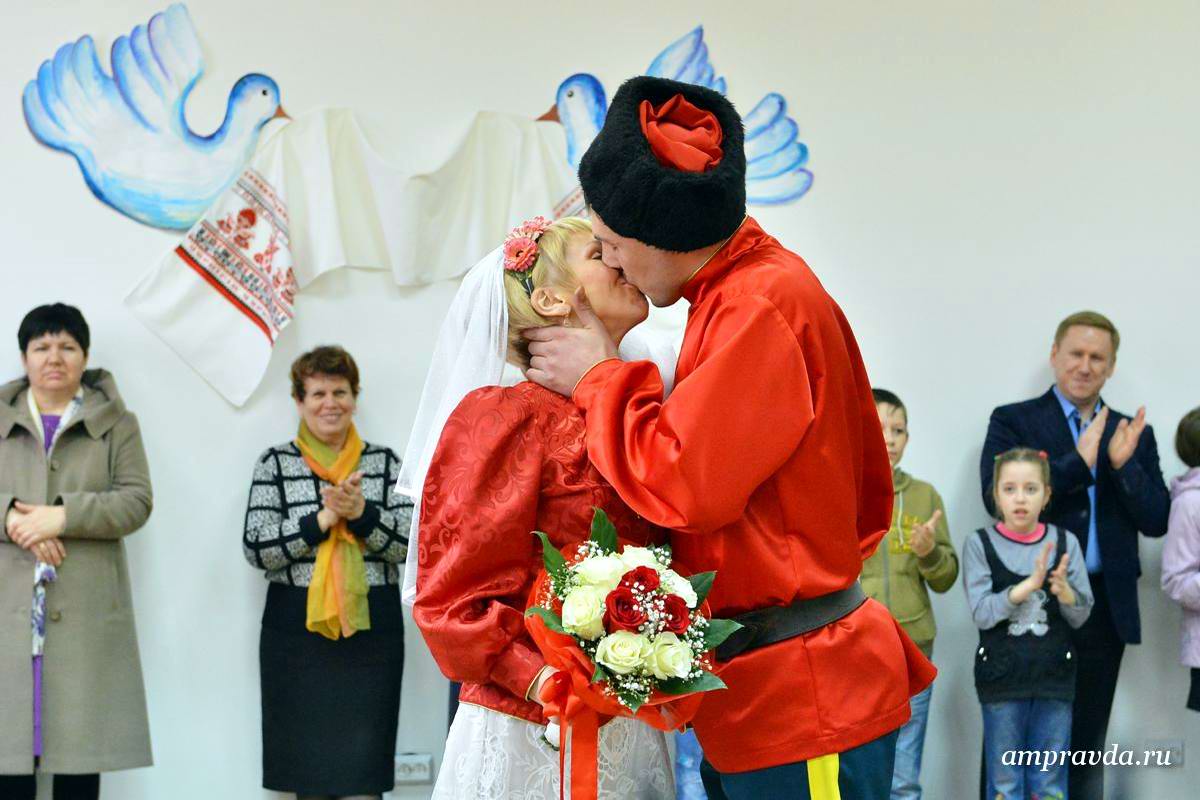 Свадьба в казачьем стиле в селе Тамбовка Амурской области (7)