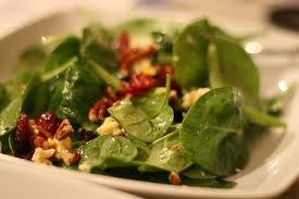 Pear nut salad