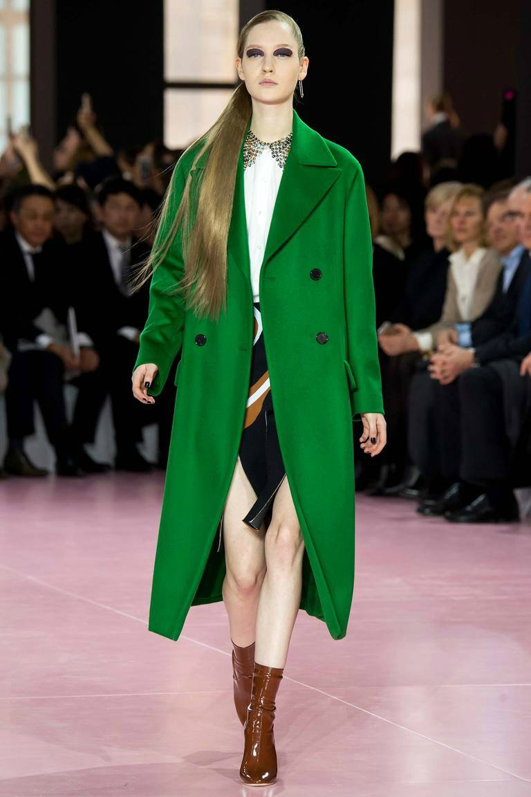 CHRISTIAN DIOR ОСЕНЬ-ЗИМА 2015/2016 CHRISTIAN DIOR ОСЕНЬ-ЗИМА 2015/2016