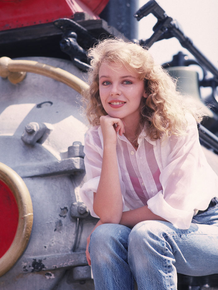 Кайли Миноуг (Kylie Minogue) в фотосессии Криса Уолтера (Chris Walter) (1988), фото 1