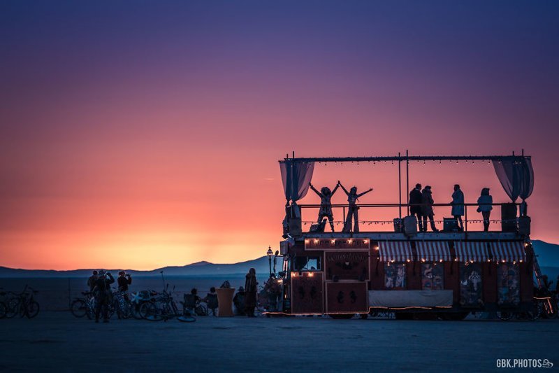 Потрясающие виды Burning Man 2018 в объективе французского фотографа burning man, искусство, красиво, подборка, фестивали, фестивали мира, фото, фотограф