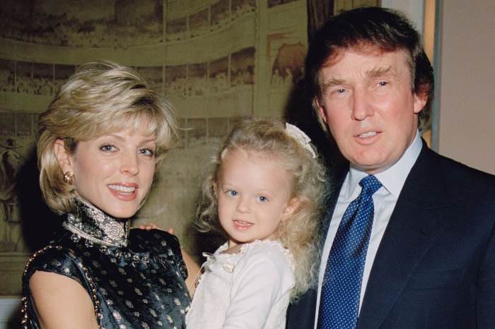 Марла Мейплз с Дональдом Трампом и дочкой Тиффани./Фото: img.4plebs.org Марла Мейплз с Дональдом Трампом и дочкой Тиффани./Фото: img.4plebs.org