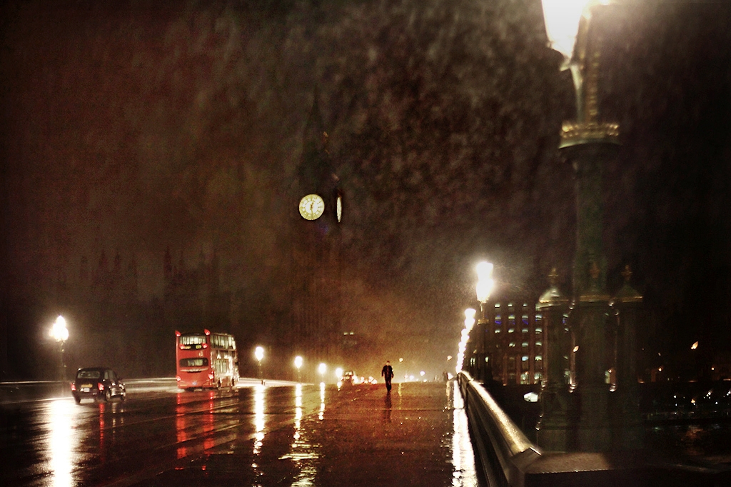 Шум дождя.Фотограф Кристофер  Жакро (Christophe Jacrot)