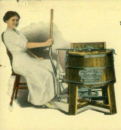 Эллен Эглуи (Ellen Eglui) изобрела барабан стиральной машины, а в 1888 году она продала патент на изобретение за $18, поскольку «никто не стал бы покупать стиральную машину, если бы знал, что патентом на нее владеет какая-то «негритянка».