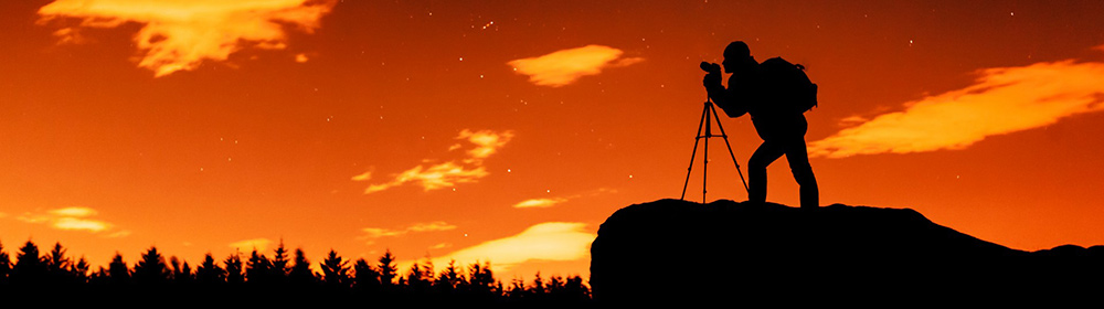 Petr_Kratchovil_photographer-silhouette-at-night_Cover