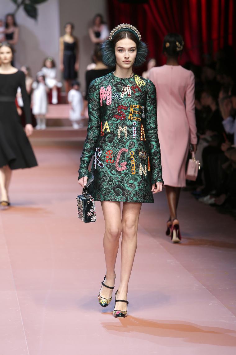 Dolce & Gabbana Осень-Зима 2015-2016. Нет слов, это просто надо видеть... Dolce & Gabbana Осень-Зима 2015-2016. Нет слов, это просто надо видеть...