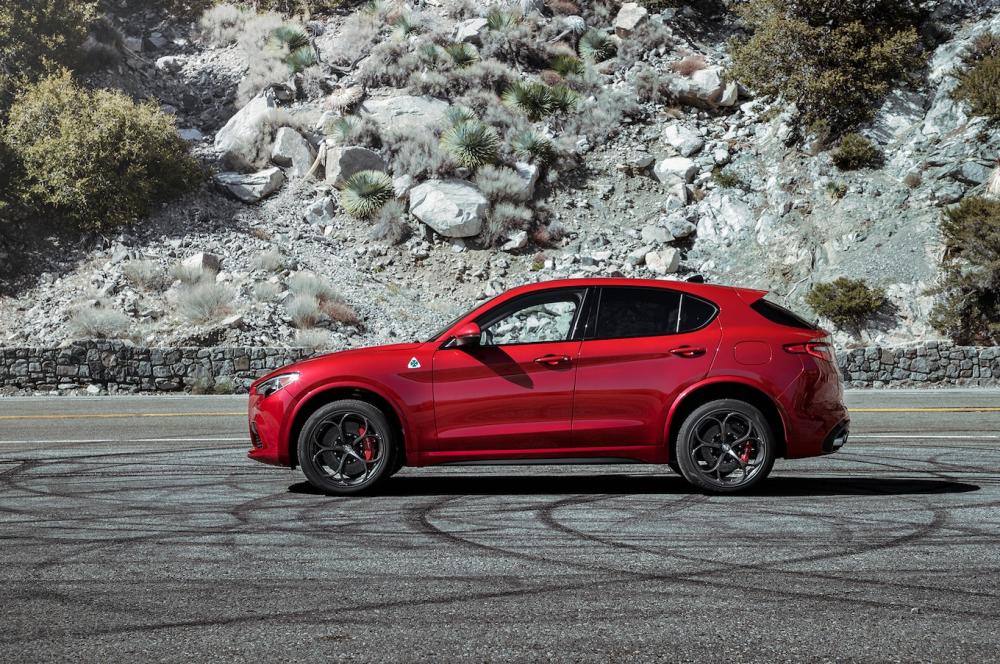 15 кроссоверов, которые мощнее Ford Mustang GT