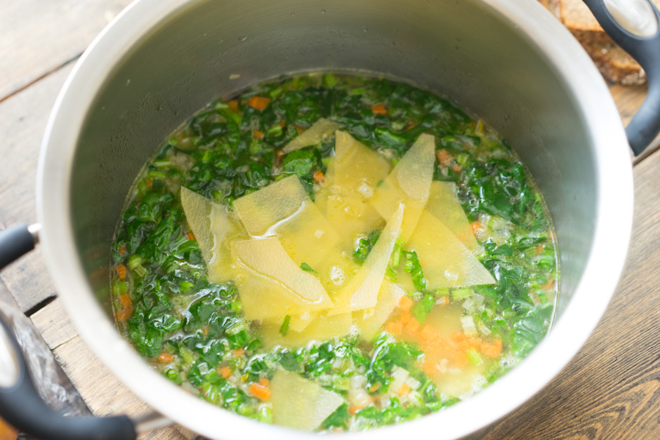 3 очень простых и вкусных рецепта супа для полноценного обеда 3 очень простых и вкусных рецепта супа для полноценного обеда