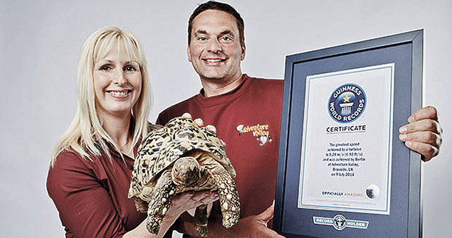 Семья Кальцини со своим рекордсменом. Фото: guinnessworldrecords.com