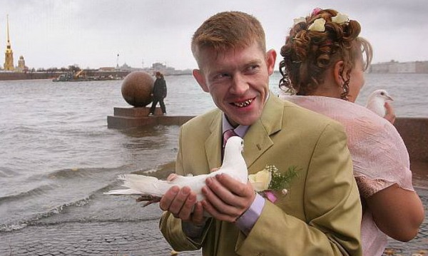 25 свадебных фотографий, которые хочется стереть из памяти. Веселье явно затянулось...