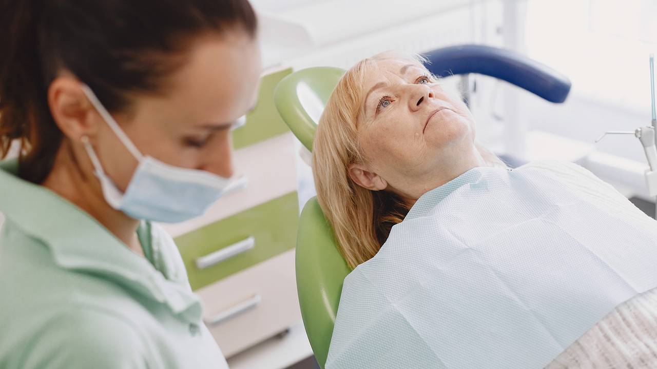 BMC: потеря зубов может указывать на риск ранней смерти