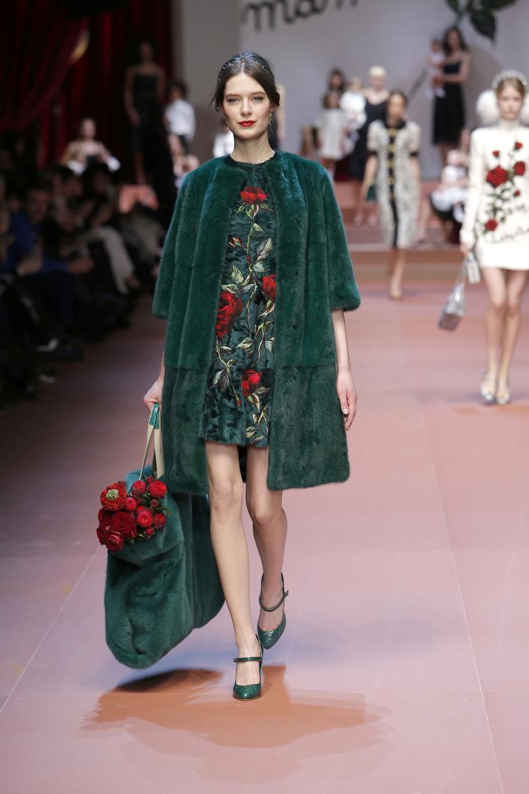 Dolce & Gabbana Осень-Зима 2015-2016. Нет слов, это просто надо видеть... Dolce & Gabbana Осень-Зима 2015-2016. Нет слов, это просто надо видеть...