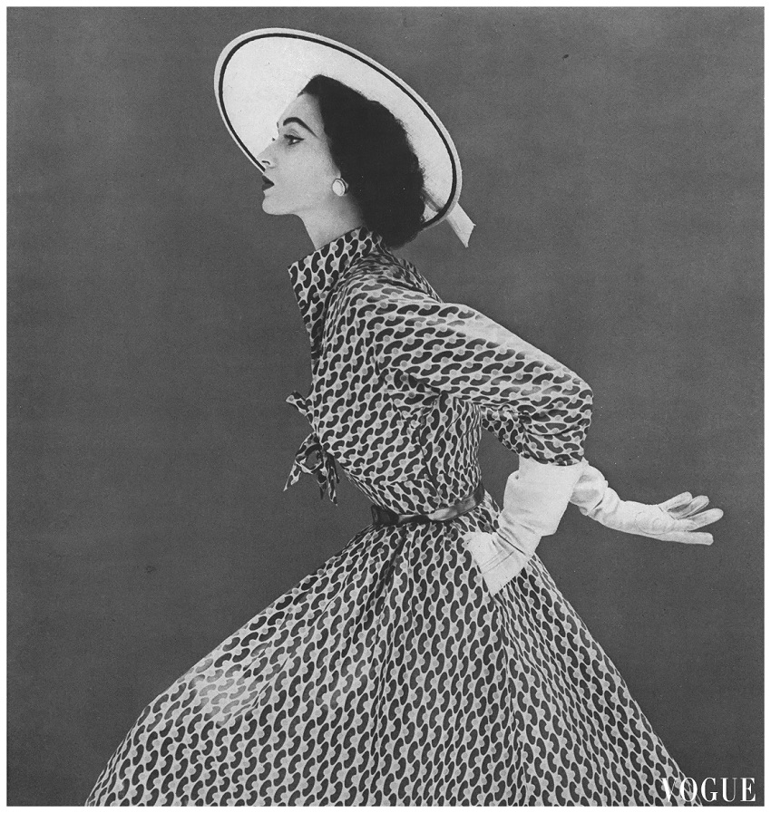 Dovima Photo Calhoun, Vogue, March 15, 1952.jpg Dovima Photo Calhoun, Vogue, March 15, 1952.jpg