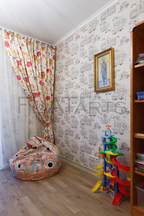 Детская комната, кресло-мешок Фотографии квартиры 134 кв.м. до и после ремонта