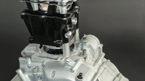 Пластиковые детали двигателя