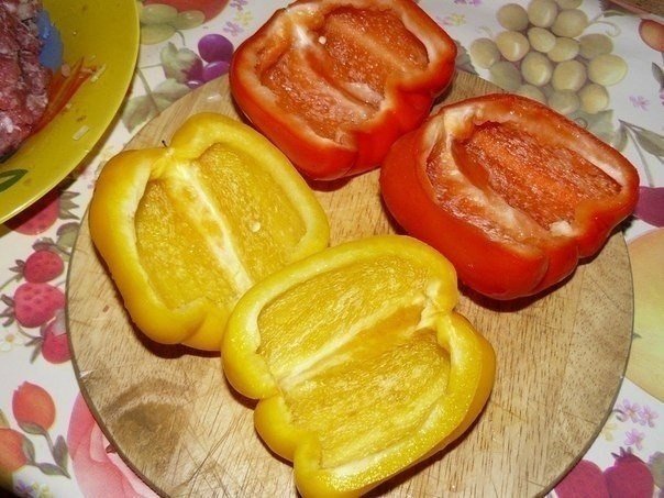 Фаршированные перцы в духовке Фаршированные перцы в духовке