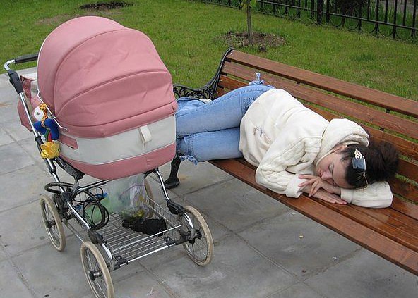 Безумная изобретательность. Поймут те, кто нянчил младенцев Безумная изобретательность. Поймут те, кто нянчил младенцев дети, мама, папа, прикол, юмор