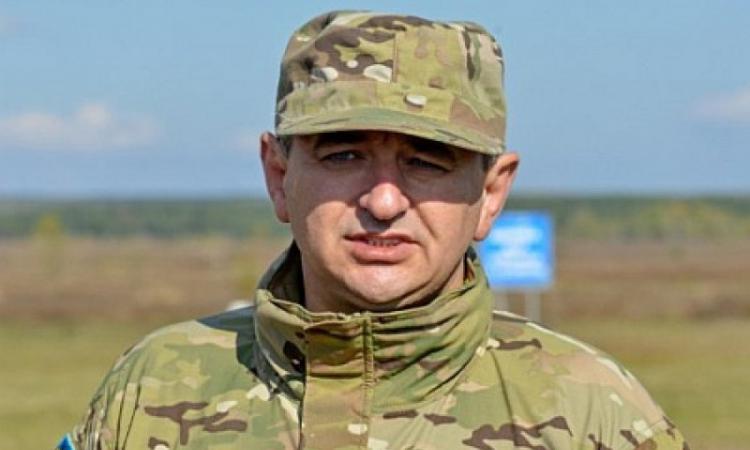 Десятки тысяч украинских солдат дезертировали из Донбасса с оружием