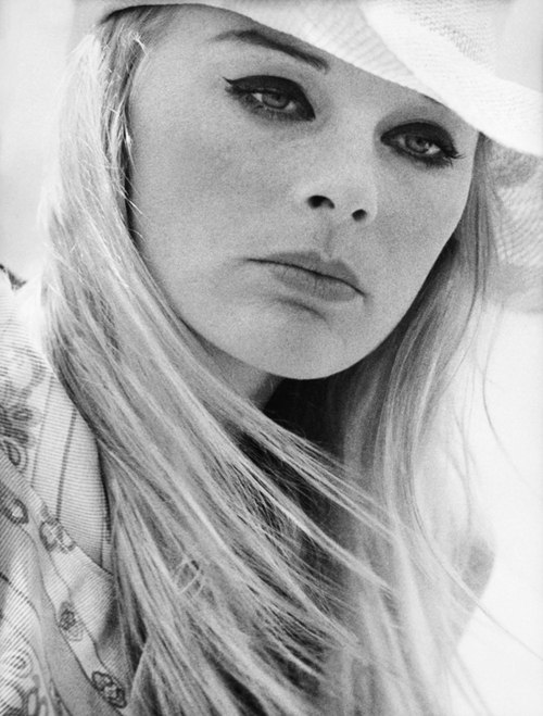 Elke Sommer Elke Sommer